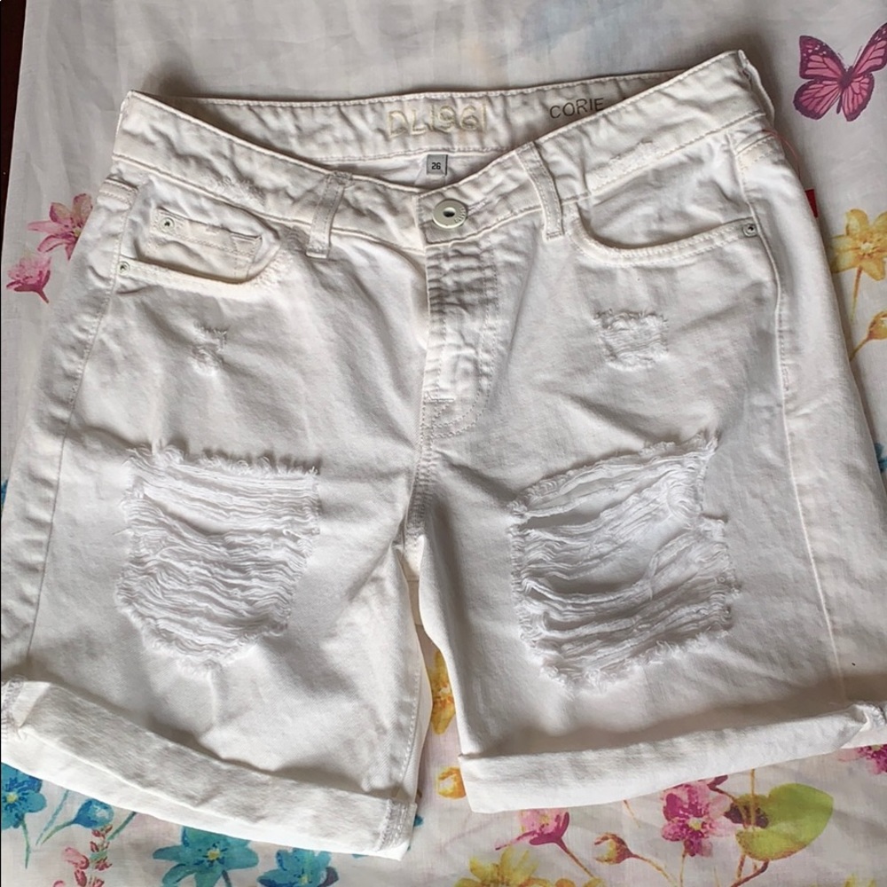 Corie boyfriend shorts
